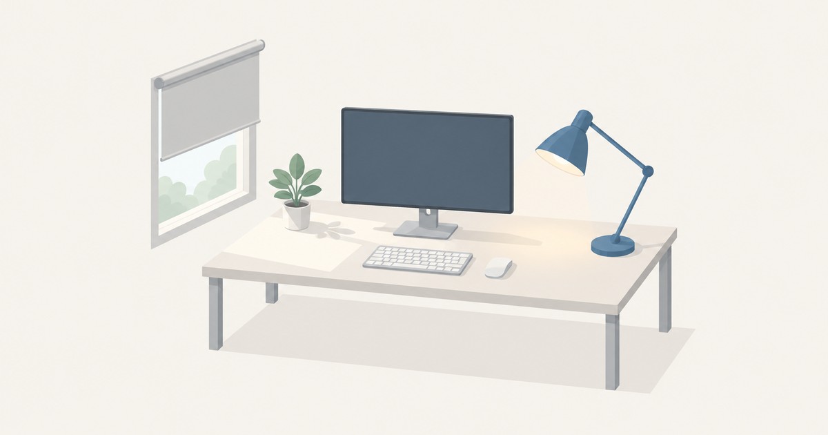 Minimal flat drawing of a desk with a monitor, keyboard, mouse and plant, a blue desk lamp aimed away from the screen, and a half-lowered roller blind on the window.